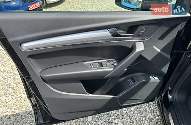 Внедорожник / Кроссовер Audi Q5 2021 в 