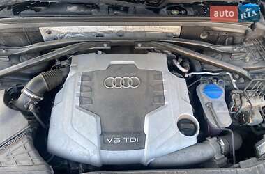 Внедорожник / Кроссовер Audi Q5 2011 в 