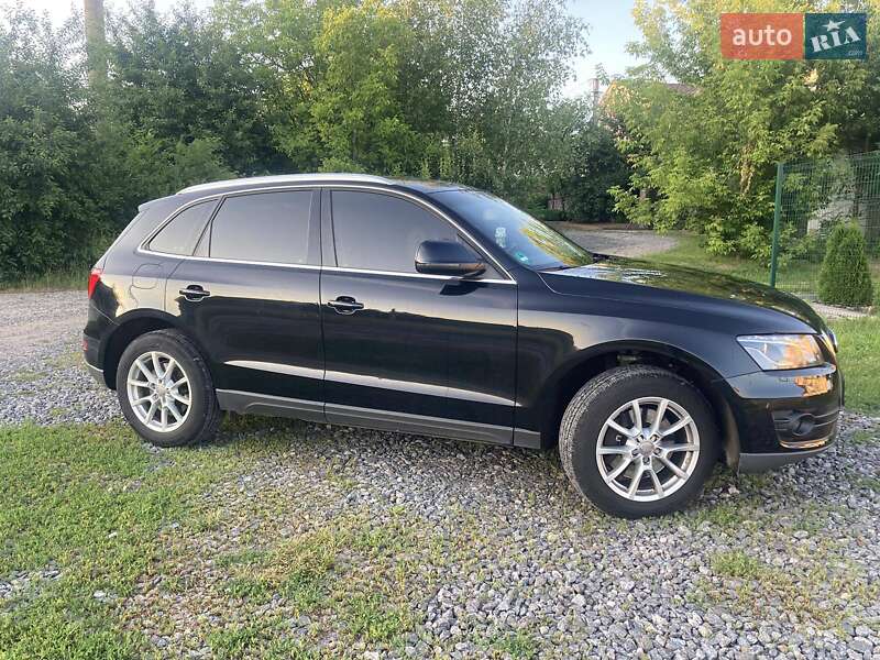 Внедорожник / Кроссовер Audi Q5 2011 в Хмельницком