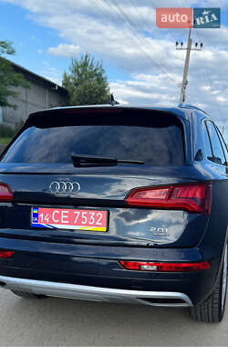 Внедорожник / Кроссовер Audi Q5 2018 в 