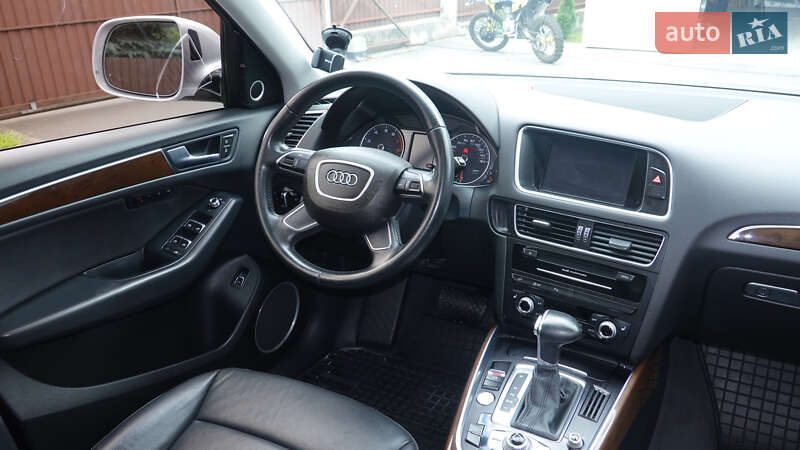 Внедорожник / Кроссовер Audi Q5 2016 в Львове