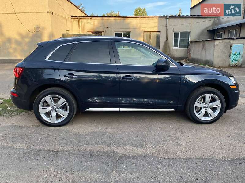 Позашляховик / Кросовер Audi Q5 2018 в Дніпрі