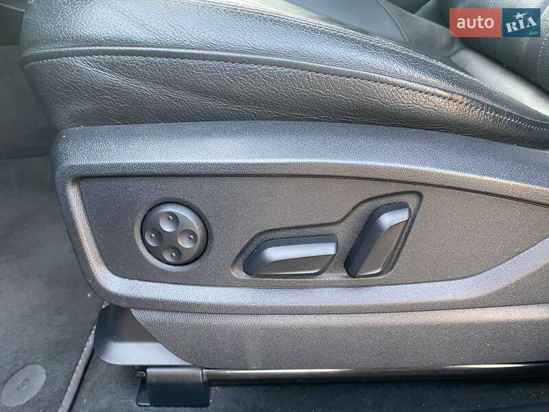 Позашляховик / Кросовер Audi Q5 2018 в Дніпрі