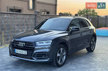 Внедорожник / Кроссовер Audi Q5 2020 в 