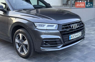 Внедорожник / Кроссовер Audi Q5 2020 в 