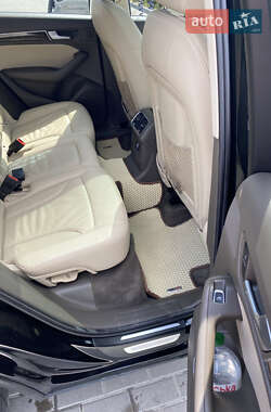 Внедорожник / Кроссовер Audi Q5 2012 в 