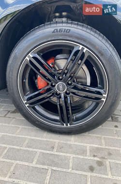 Внедорожник / Кроссовер Audi Q5 2012 в 
