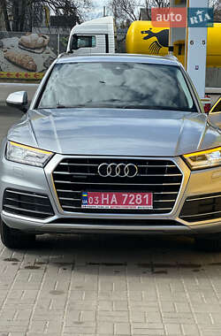 Внедорожник / Кроссовер Audi Q5 2019 в 