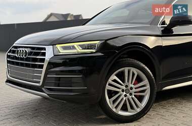 Внедорожник / Кроссовер Audi Q5 2020 в 