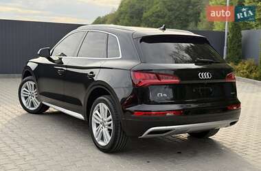 Внедорожник / Кроссовер Audi Q5 2020 в 