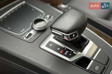 Внедорожник / Кроссовер Audi Q5 2020 в 