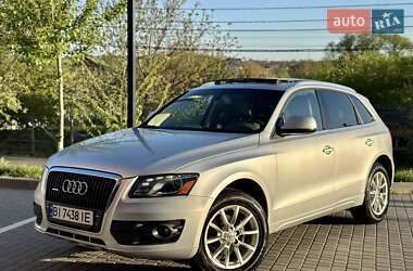 Внедорожник / Кроссовер Audi Q5 2010 в 