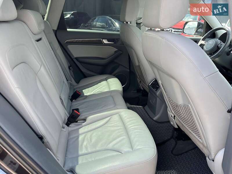Позашляховик / Кросовер Audi Q5 2014 в Львові