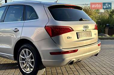 Внедорожник / Кроссовер Audi Q5 2010 в 