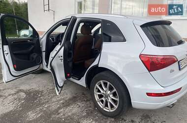 Внедорожник / Кроссовер Audi Q5 2011 в 