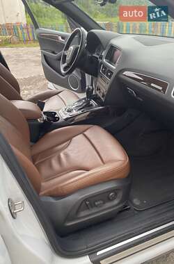 Внедорожник / Кроссовер Audi Q5 2011 в 