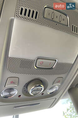 Внедорожник / Кроссовер Audi Q5 2012 в 