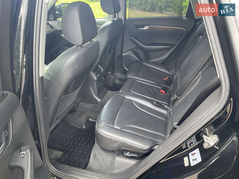 Внедорожник / Кроссовер Audi Q5 2012 в Луцке