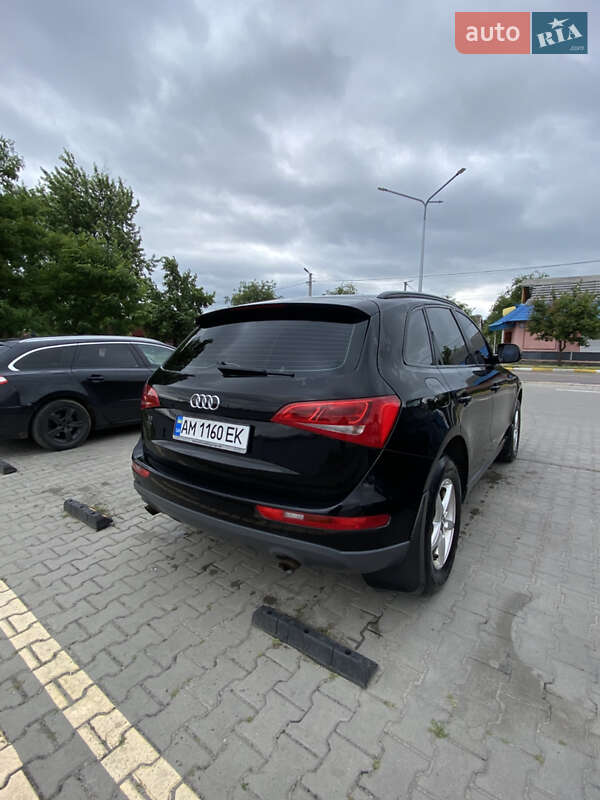Внедорожник / Кроссовер Audi Q5 2009 в Киеве