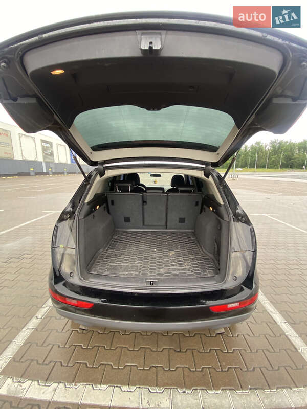 Внедорожник / Кроссовер Audi Q5 2009 в Киеве