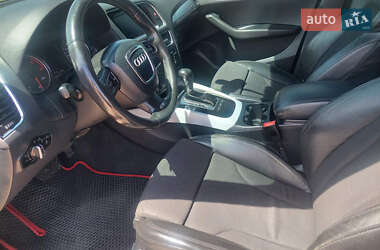 Внедорожник / Кроссовер Audi Q5 2009 в 