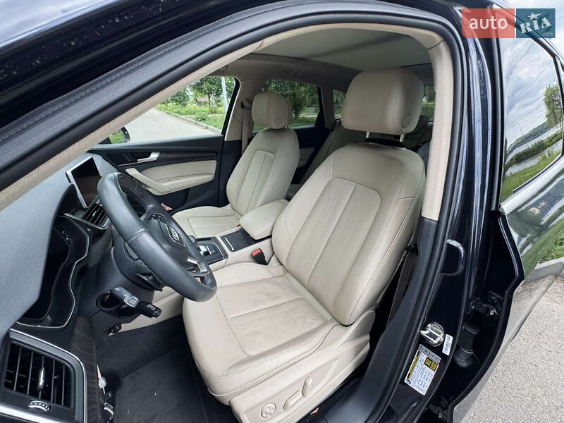 Внедорожник / Кроссовер Audi Q5 2018 в Бурштыне