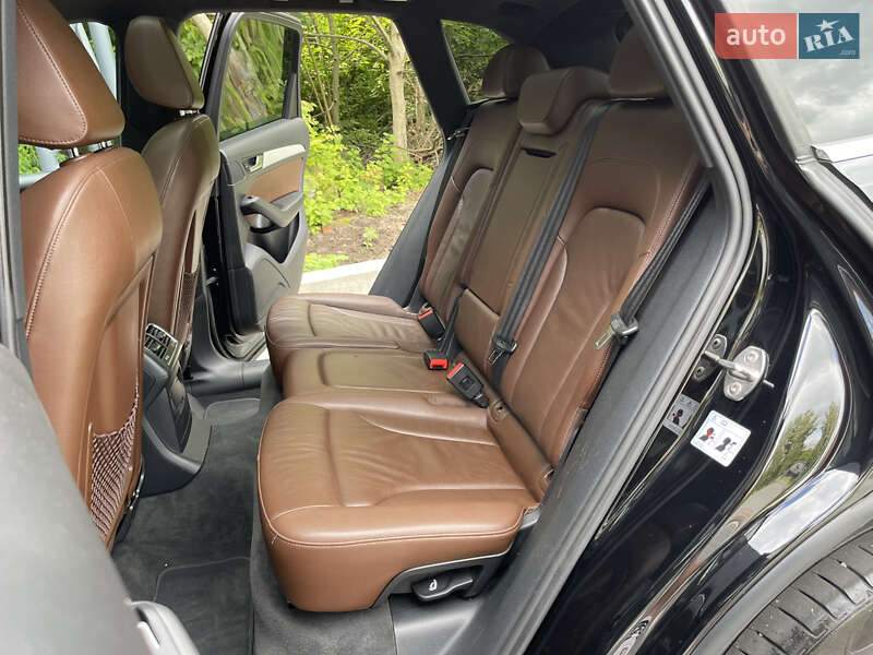 Внедорожник / Кроссовер Audi Q5 2016 в Ровно
