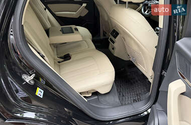 Внедорожник / Кроссовер Audi Q5 2022 в 
