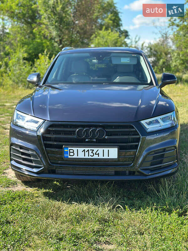 Внедорожник / Кроссовер Audi Q5 2021 в Лубнах