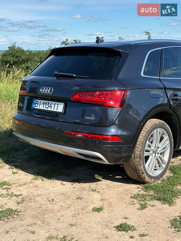 Внедорожник / Кроссовер Audi Q5 2021 в Лубнах