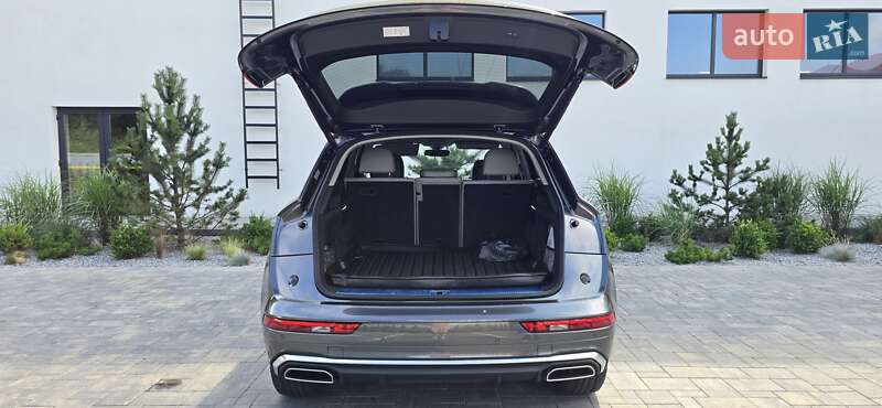 Внедорожник / Кроссовер Audi Q5 2023 в Луцке