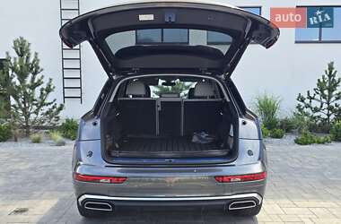 Внедорожник / Кроссовер Audi Q5 2023 в 