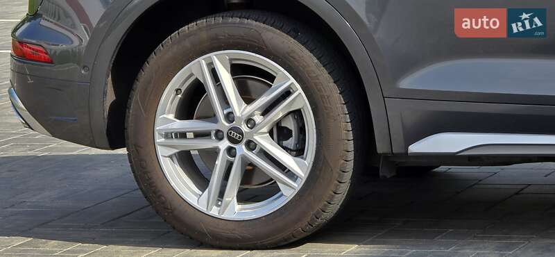 Внедорожник / Кроссовер Audi Q5 2023 в Луцке