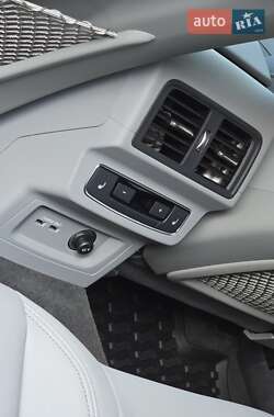 Внедорожник / Кроссовер Audi Q5 2023 в 
