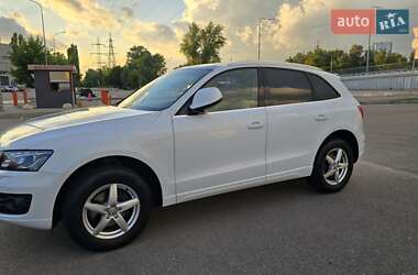 Внедорожник / Кроссовер Audi Q5 2011 в 
