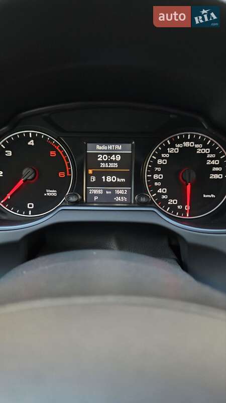 Внедорожник / Кроссовер Audi Q5 2011 в Киеве