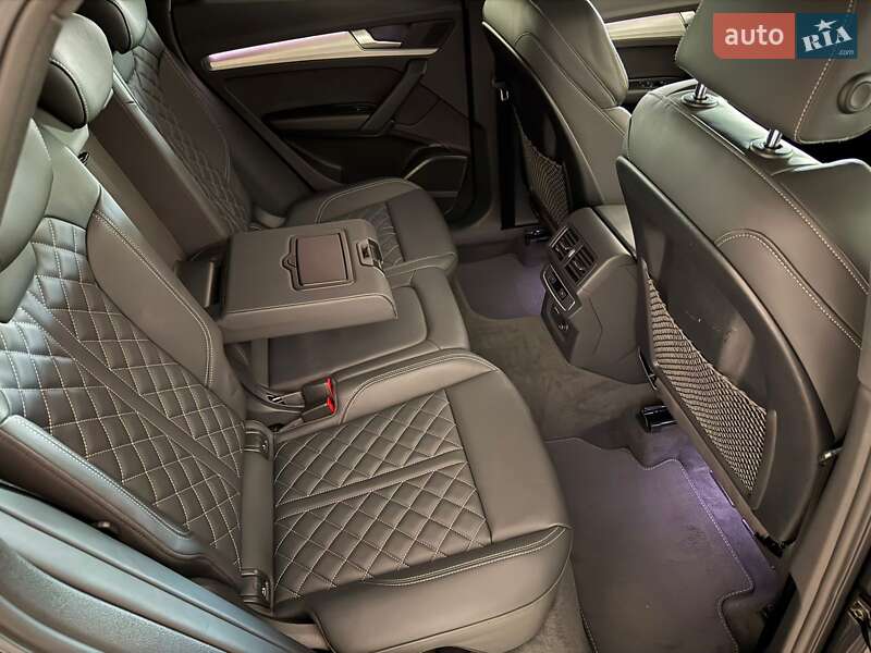 Внедорожник / Кроссовер Audi Q5 2022 в Черкассах