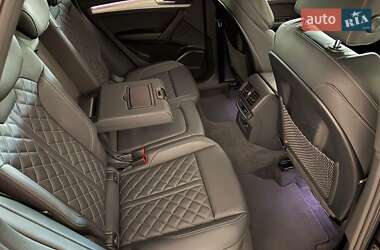 Внедорожник / Кроссовер Audi Q5 2022 в 
