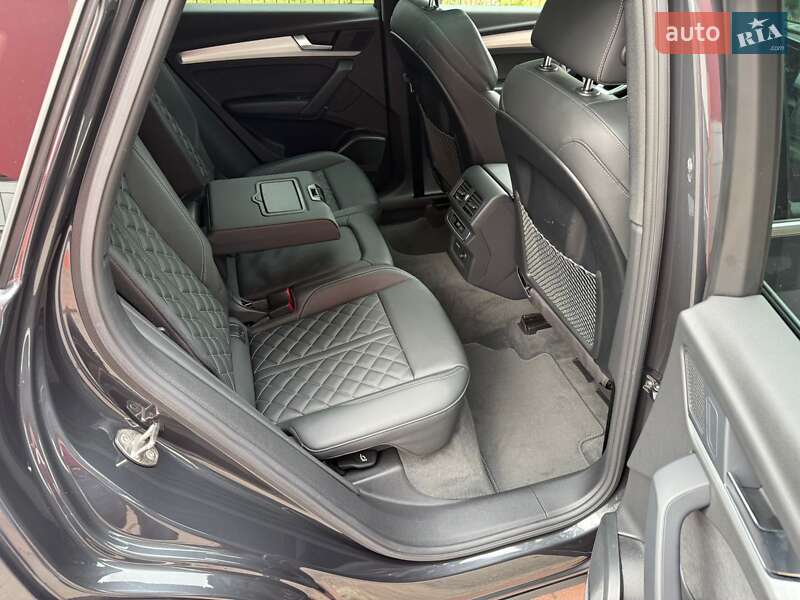 Внедорожник / Кроссовер Audi Q5 2022 в Черкассах