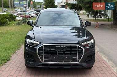 Внедорожник / Кроссовер Audi Q5 2022 в 