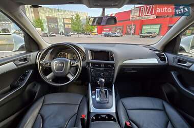 Внедорожник / Кроссовер Audi Q5 2011 в 