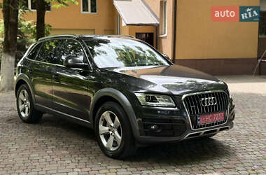 Внедорожник / Кроссовер Audi Q5 2012 в 