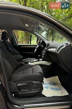 Внедорожник / Кроссовер Audi Q5 2012 в 
