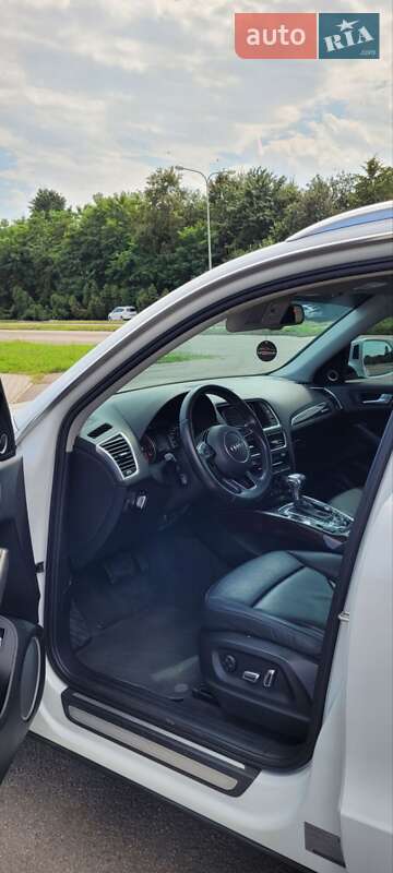 Внедорожник / Кроссовер Audi Q5 2015 в Львове