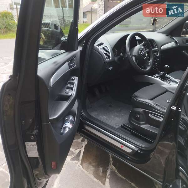 Позашляховик / Кросовер Audi Q5 2010 в Кам'янці-Бузькій