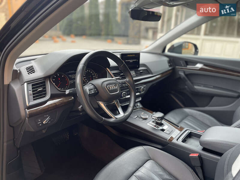 Внедорожник / Кроссовер Audi Q5 2018 в Коломые