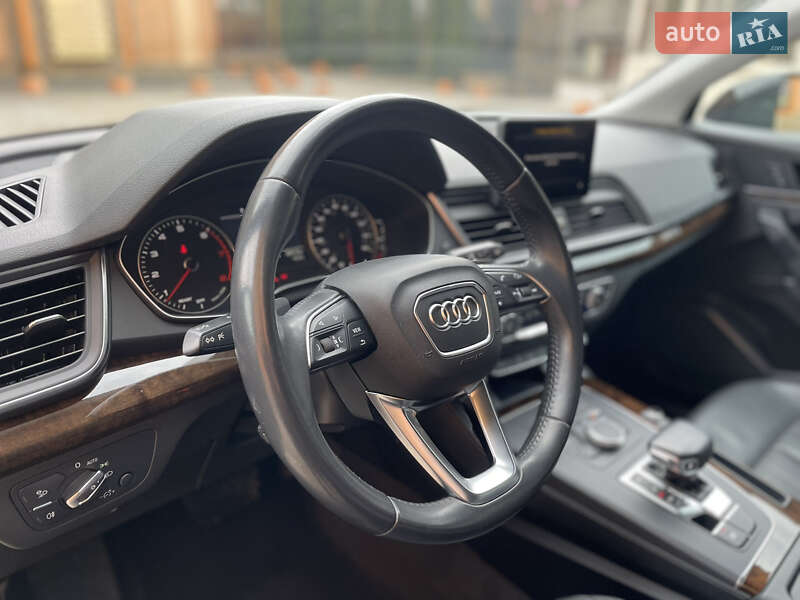 Внедорожник / Кроссовер Audi Q5 2018 в Коломые