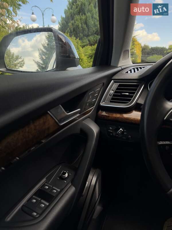 Внедорожник / Кроссовер Audi Q5 2018 в Львове