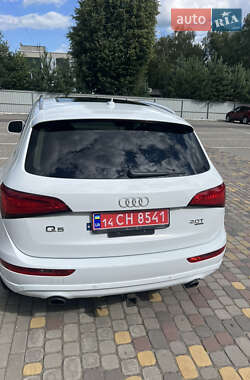 Позашляховик / Кросовер Audi Q5 2013 в 