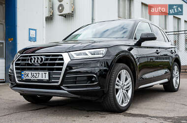 Позашляховик / Кросовер Audi Q5 2018 в Рівному
